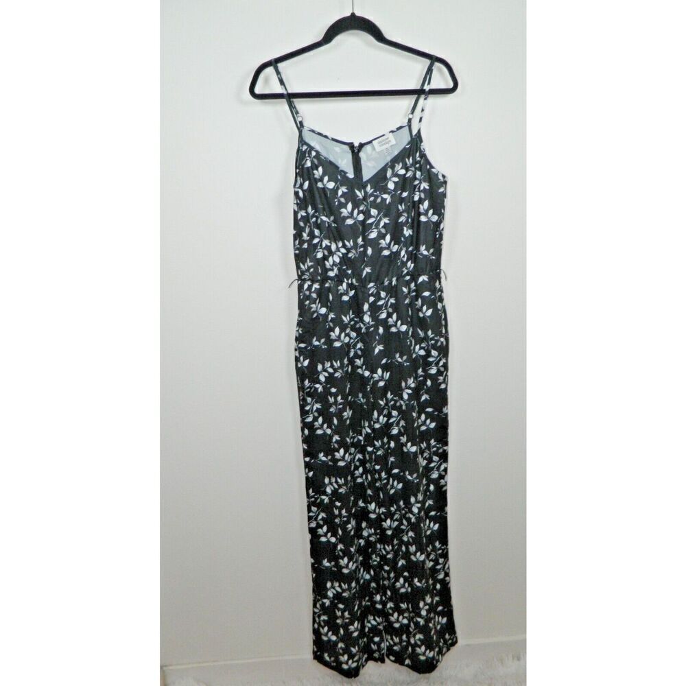 Unique Vintage Jumpsuit Size M/6-8 Black White Floral Wide Leg‎ Sleeveless